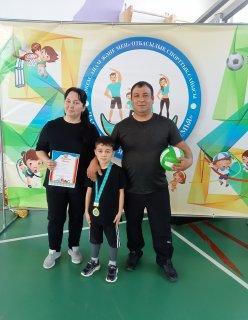 Папа,мама,я - спортивная семья